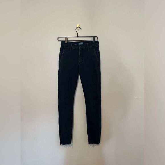 Mother the looker prep fray jeans in a dark blue, size 26 - Picture 1 of 11